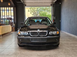 BMW 325i Touring*AHK*KLIMA* - foto 2