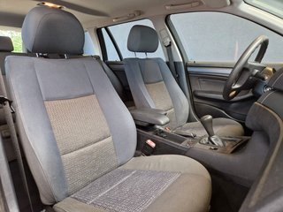 BMW 325i Touring*AHK*KLIMA* - foto 7