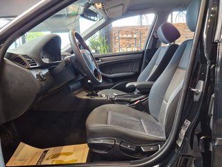 BMW 325i Touring*AHK*KLIMA* - foto 10