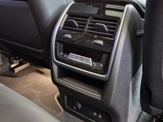 BMW X5 50e xDrive M-Sport*HUD*Pano*360°Kamera*AHK* - bilder 19