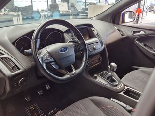 Ford Focus Turnier ST-Line 1,0EcoBoost*Kamera* - photo 5