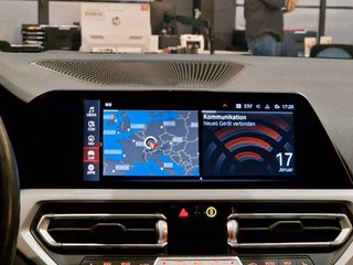 BMW 320d Touring*LED*Live Cockpit*Navi*Klimaauto* - photo 12