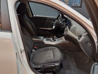BMW 320d Touring*LED*Live Cockpit*Navi*Klimaauto* - photo 15