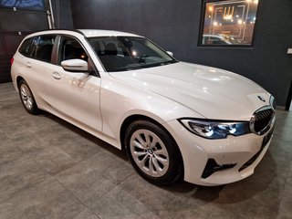 BMW 320d Touring*LED*Live Cockpit*Navi*Klimaauto* - photo 6