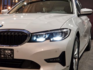 BMW 320d Touring*LED*Live Cockpit*Navi*Klimaauto* - photo 10