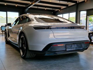 Porsche Taycan Panorama*Kamera*CarPlay*Navi* - foto 2