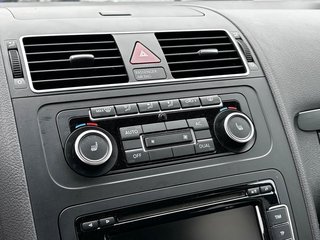 Volkswagen Touran Style 1,4TSI*AHK*PARK-PILOT*ALCANTARA* - bilder 7