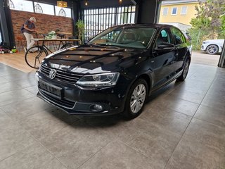 Volkswagen Jetta VI Life 1,2TSI*Navi*Sportsitze*PDC* - photo 3