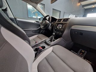 Volkswagen Jetta VI Life 1,2TSI*Navi*Sportsitze*PDC* - photo 2