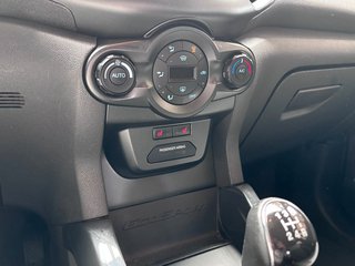 Ford EcoSport Trend 1,0EcoBoost*PDC*SHZ*KLIMAAUTO - foto 6