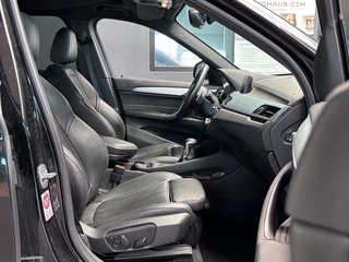 BMW X1 xDrive25d Sport-Line*PANO*AHK*HUD*KAMERA*KEYL - bilder 9