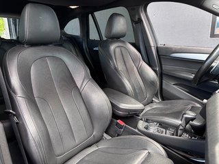 BMW X1 xDrive25d Sport-Line*PANO*AHK*HUD*KAMERA*KEYL - bilder 10