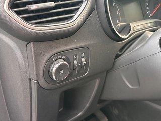 Opel Crossland (X) 1.5CDTI*1.HAND*NAVI*LED*SHZ*PDC - bilder 1