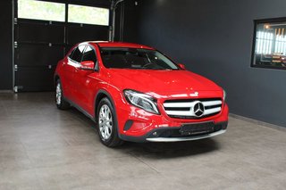 Mercedes-Benz GLA 200d 4 Matic*Bi Xenon*Night Paket*Navi*E6 - photo 1