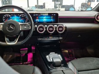 Mercedes-Benz CLA 220 4Matic AMG-Line*1.HAND*PANO*KAMERA* - photo 4