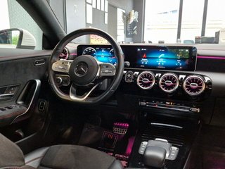 Mercedes-Benz CLA 220 4Matic AMG-Line*1.HAND*PANO*KAMERA* - photo 17