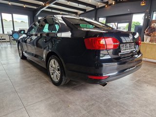 Volkswagen Jetta VI Life 1,2TSI*Navi*Sportsitze*PDC* - bilder 7