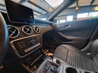 Mercedes-Benz A 180 AMG-Line*PANO*18"AMG-ALU*NIGHT-PAKET*LED - bilder 2