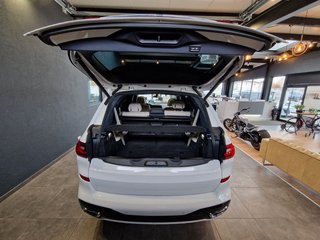 BMW X7 xDrive30d M Sport*7-Sitzer*Pano*Head Up* - bilder 1