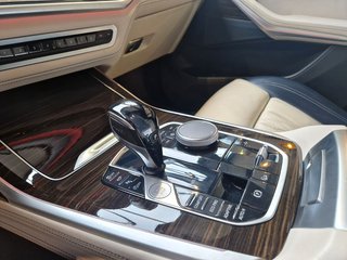 BMW X7 xDrive30d M Sport*7-Sitzer*Pano*Head Up* - bilder 10