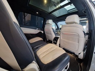 BMW X7 xDrive30d M Sport*7-Sitzer*Pano*Head Up* - bilder 16
