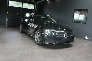 Mercedes-Benz E 200 T-Modell Avantgarde*9G*Comand*Schiebed*LED - photo 1