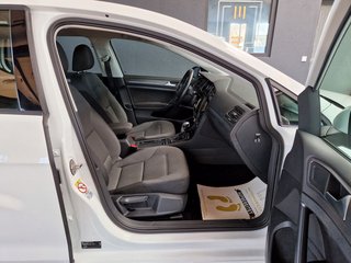 Volkswagen e-Golf VII Lim.*WÄRMEPUMPE*NAVI*LED*SCHNELLLADE* - photo 5