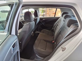 Volkswagen e-Golf VII Lim.*WÄRMEPUMPE*NAVI*LED*SCHNELLLADE* - photo 7