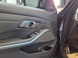 BMW M3 Competition xDrive*M Carbon Schalensitze* - bilder 5