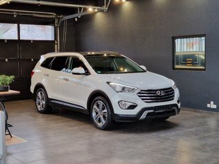 Hyundai Grand Santa Fe Used vehicle for sale