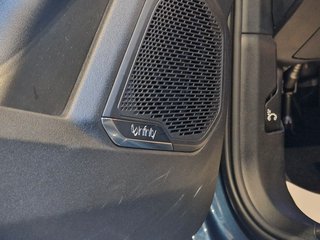 Lynk&Co 01 1.5 eHybrid*Pano*360°Kamera*Infinity Sound - bilder 6