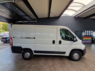Peugeot Boxer Kasten 330 L1H1 Pro Avantage 2,0BlueHDi - bilder 6