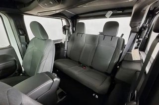 Jeep Wrangler Unlimited Sport 2.0T-GDI*CarPlay* - bilder 9