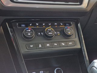 Volkswagen Touran Trendline 2,0TDI*7-SITZER*KAMERA*CARPLAY* - photo 11