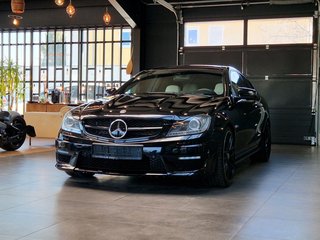 Mercedes-Benz C 63 AMG Coupe*Deutsche Ausführung*Night-Paket* - bilder 3