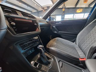 Volkswagen Tiguan R-Line 2,0TDI*DSG*CarPlay*Kamera*Keyless* - foto 1