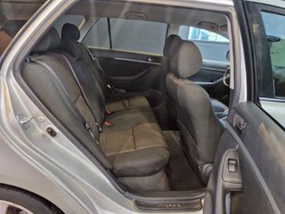 Toyota Avensis Kombi 2.0*XENON*TEMPMT*EINPARKHILFE*SHZ - photo 3