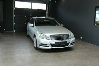 Mercedes-Benz C 180 CGI Elegance*Navi*PDC*SHZ*AHK - foto 1