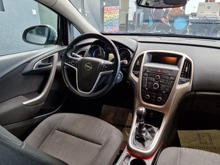 Opel Astra J Sports Tourer Design Edition 1,7CDTI*PDC - bilder 12