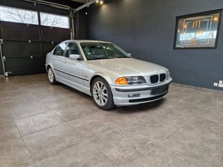 BMW 320 Used vehicle for sale