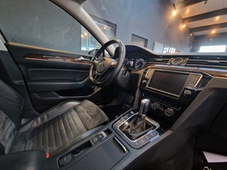 Volkswagen Passat Variant Highline 1.8TSI*Pano*Keyless Go* - foto 3