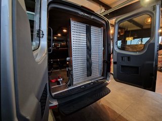 Volkswagen Crafter Kombi 35 mittel L2H1*Behindert*9S - foto 9