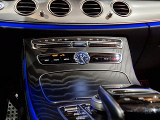 Mercedes-Benz E 300de AMG-Line*Head-Up*Kamera*CarPlay*ACC* - bilder 8