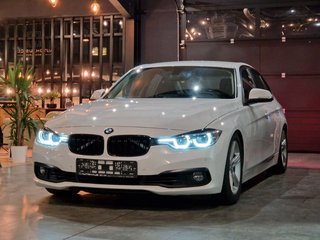 BMW 320i Advantage Tieferlegung*Sport-Fahrwerk* - bilder 3