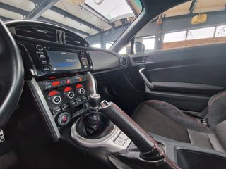 Subaru BRZ 2.0 Sport*Bi-Xenon*Klimaauto*Navi* - bilder 2