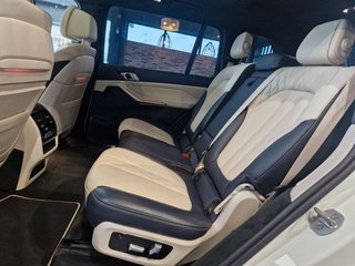 BMW X7 xDrive30d M Sport*7-Sitzer*Pano*Head Up* - bilder 13