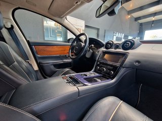 Jaguar XJ Portfolio Lang Luxury 3,0 V6*PANO*KAMERA* - foto 4