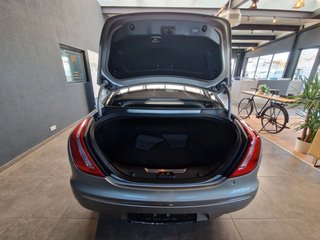 Jaguar XJ Portfolio Lang Luxury 3,0 V6*PANO*KAMERA* - foto 4