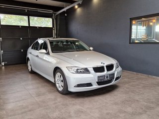 BMW 320 Used vehicle for sale