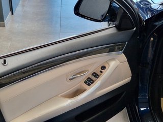 BMW 535d xDrive Luxury*Navi*Kamera*Bi-Xenon* - bilder 1